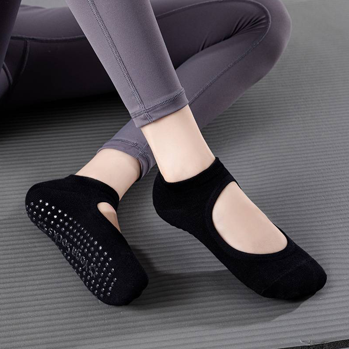 Non-Slip Yoga Socks for Women  - Yoga & Fitness Center avaliação e preço