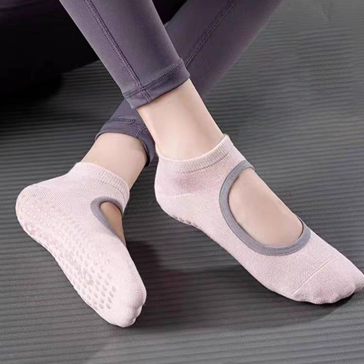 Non-Slip Yoga Socks for Women  - Yoga & Fitness Center avaliação e preço