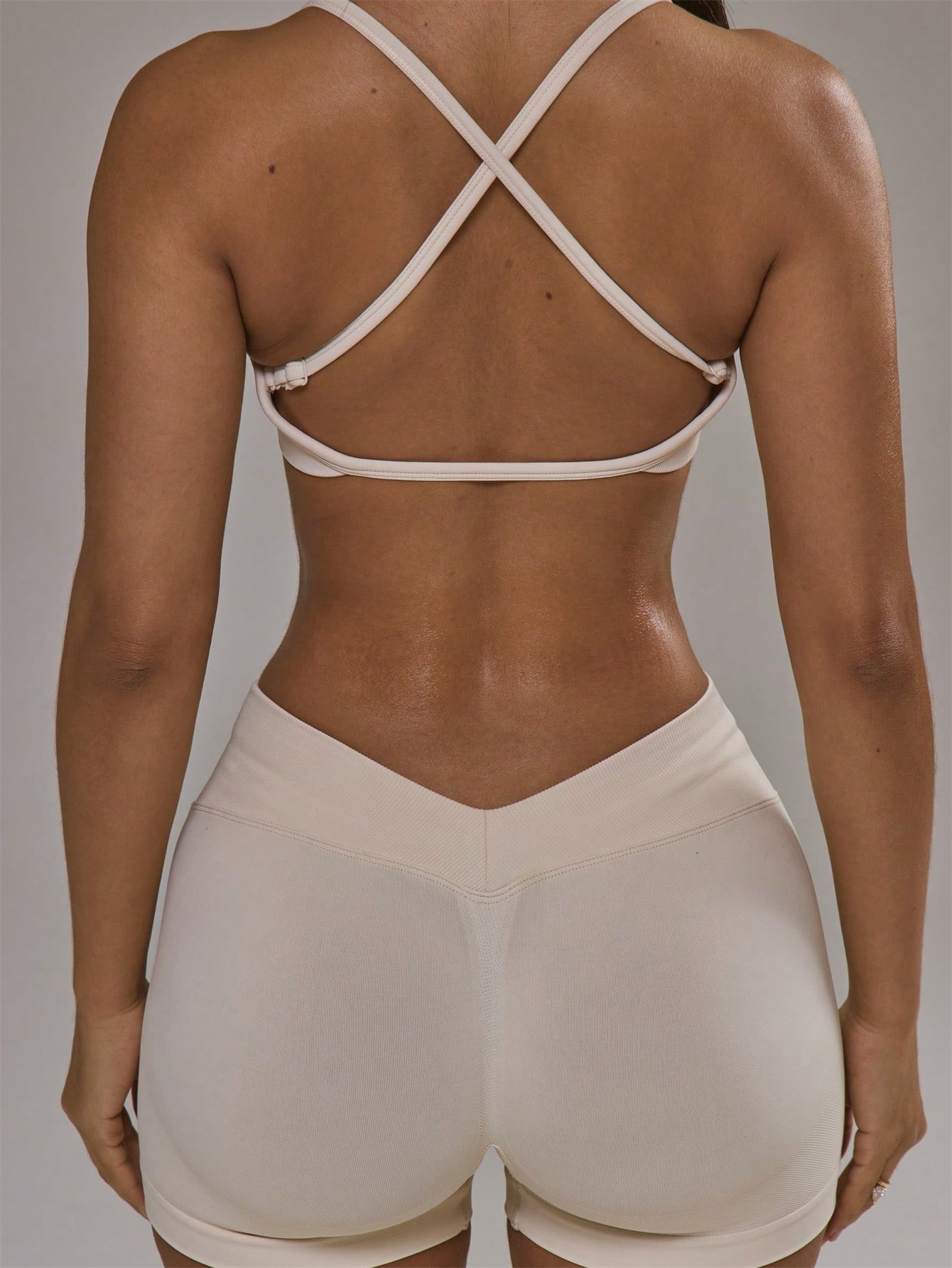 Cross Back Sports Bra & Scrunc - Yoga Fitness Outfit avaliação e preço